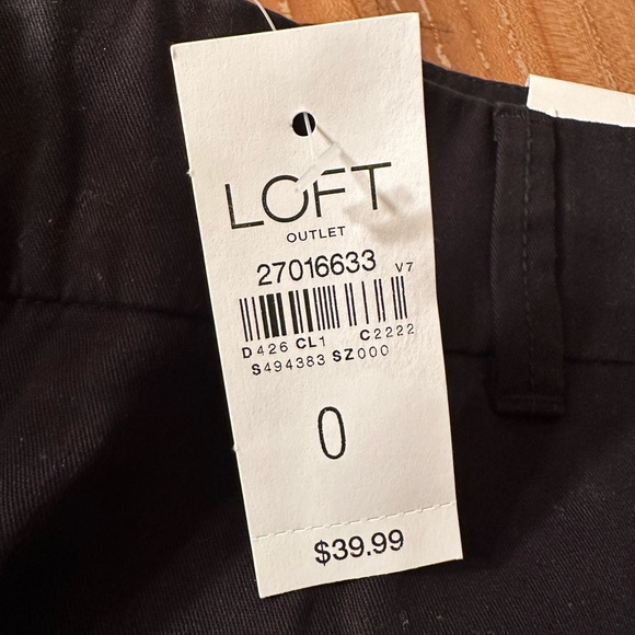 Black 6” Loft shorts - Picture 2 of 5